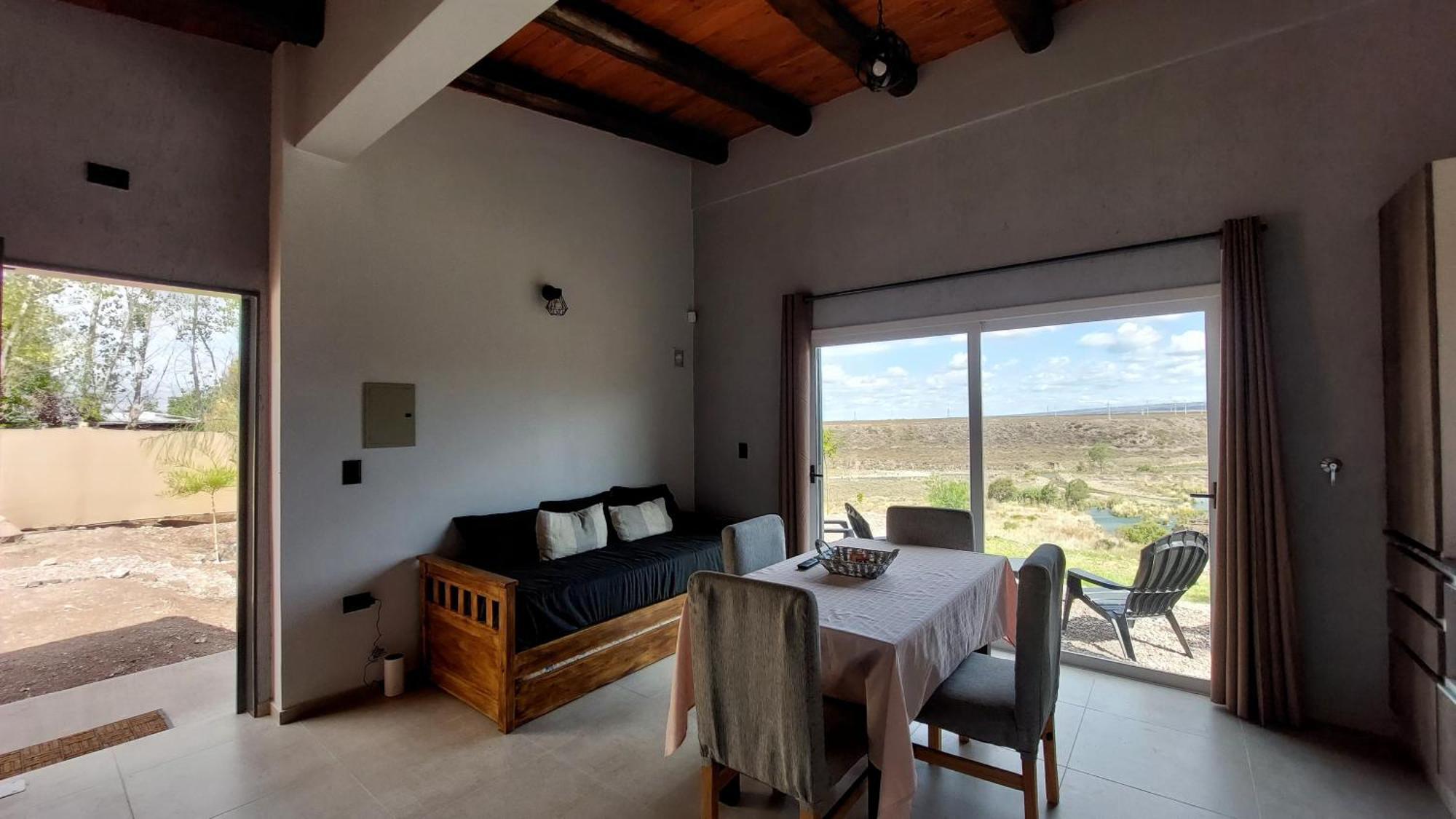 Ribera De Cacheuta Chalet